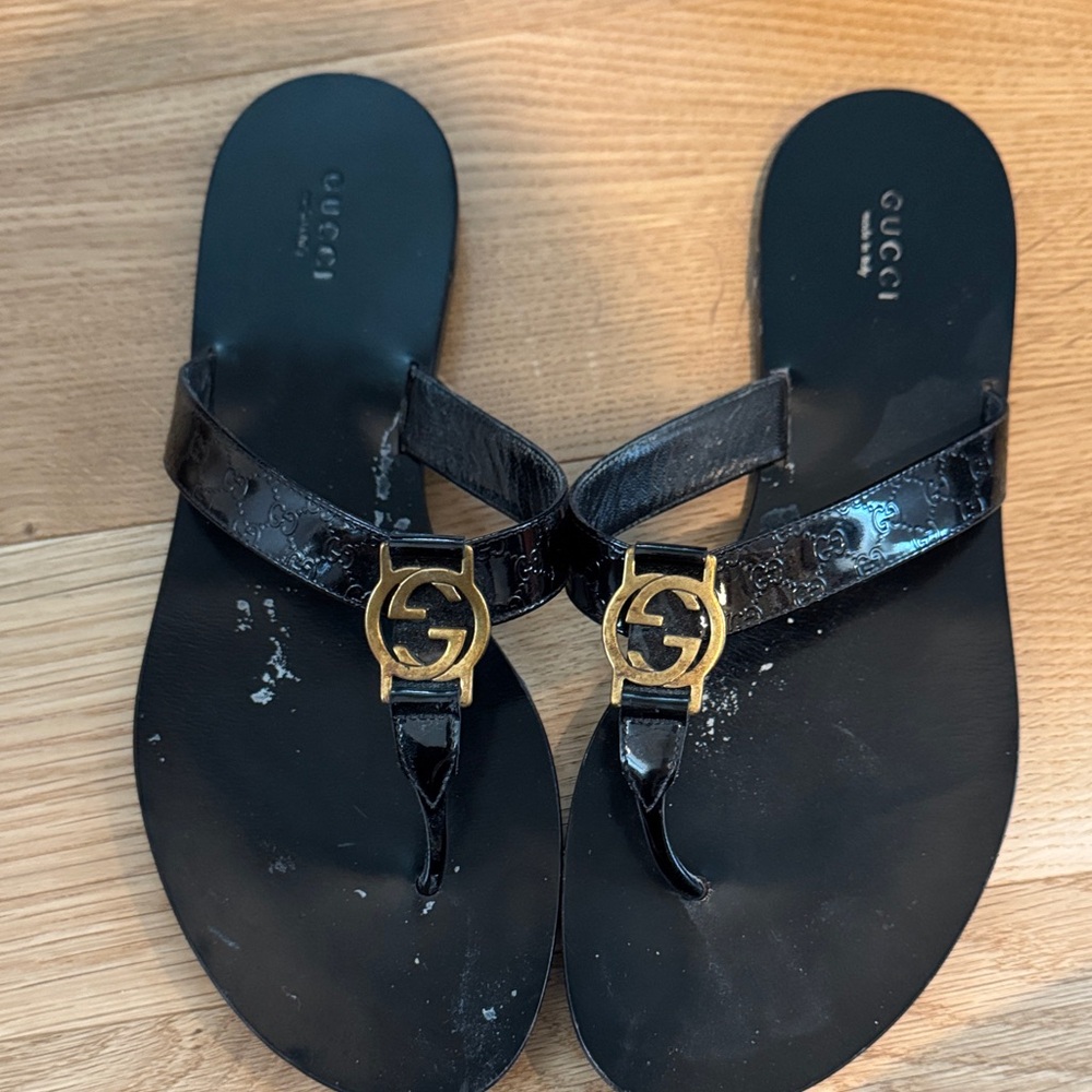 Gucci Black Sandals with Gold Logo